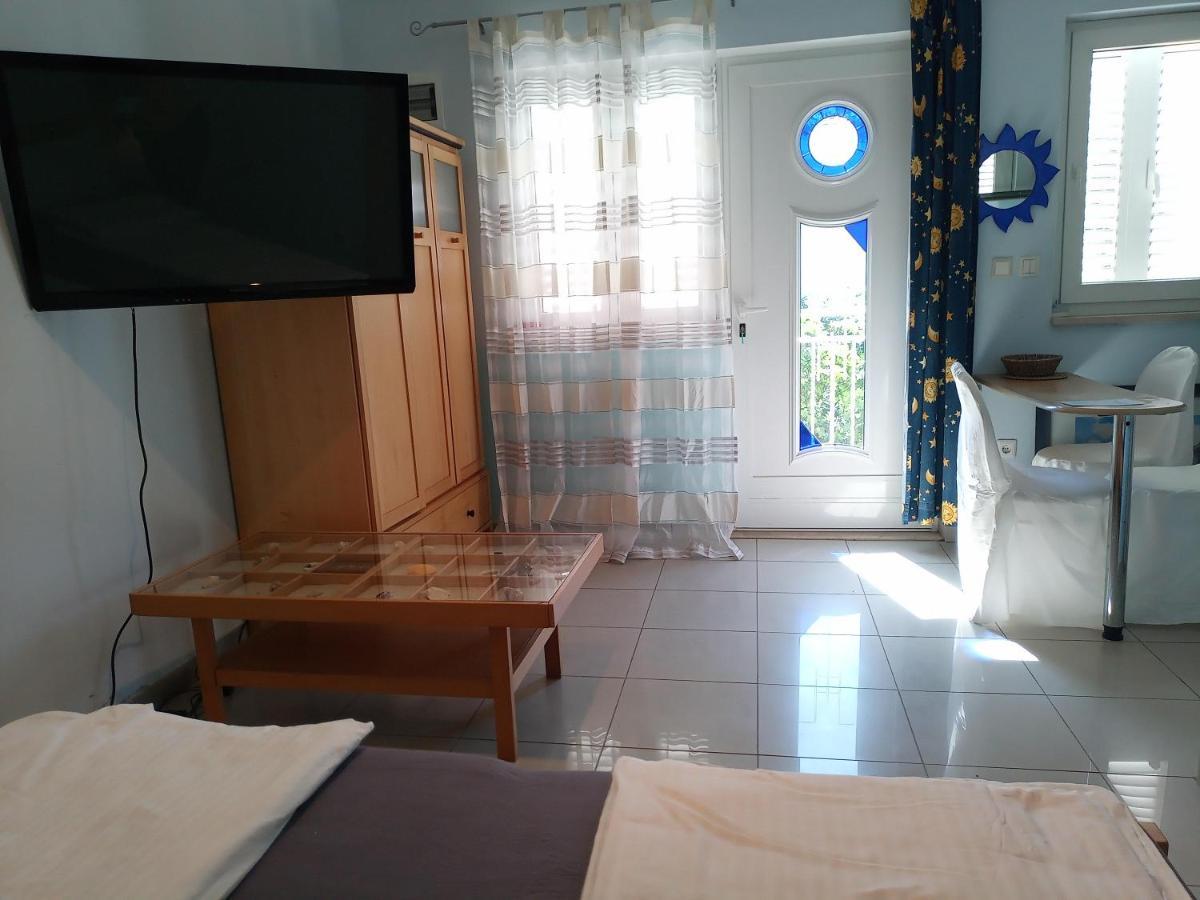 Guesthouse Gradina Lovište Стая снимка