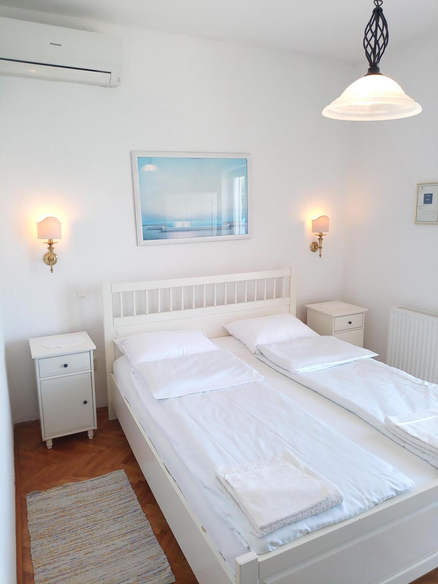Guesthouse Gradina Lovište Стая снимка